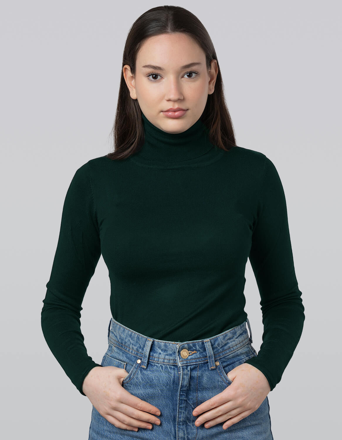 Black high-neck